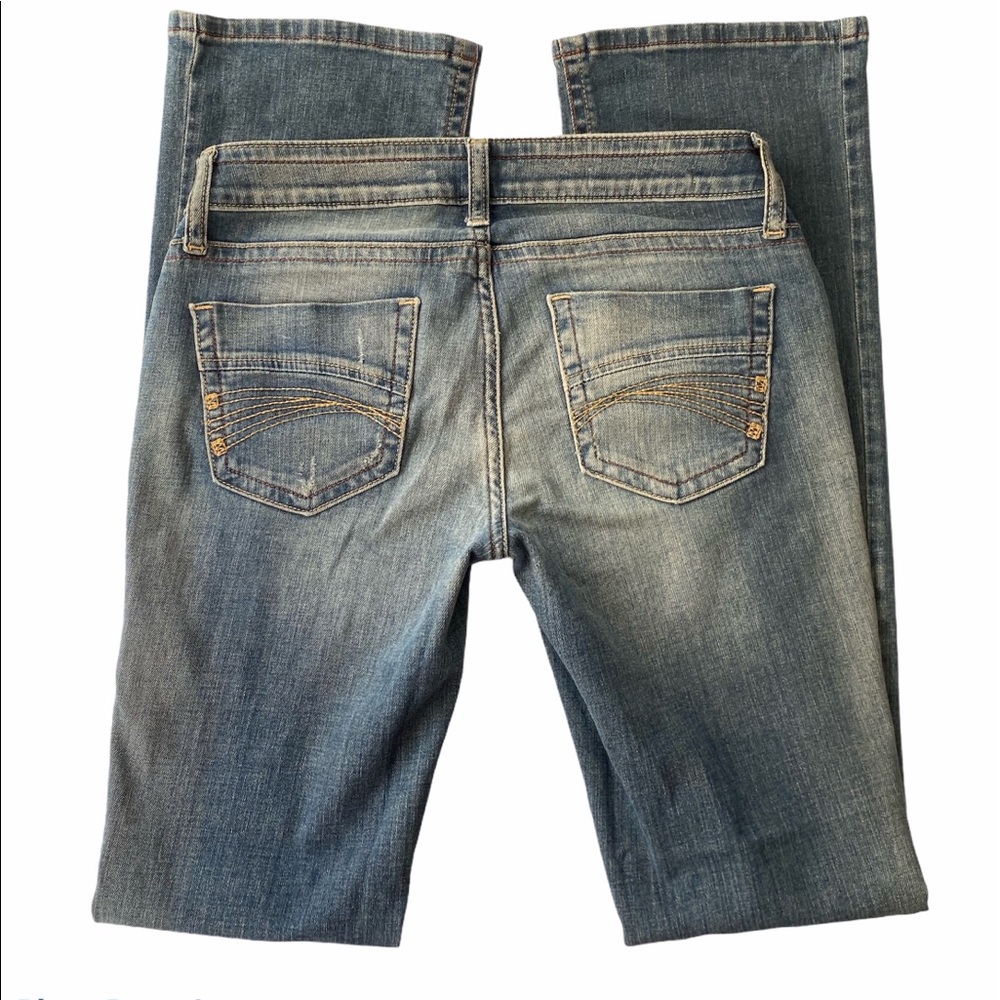 Decree Boot Cut Ripped Jean Size 3 - Picture 9 of 11